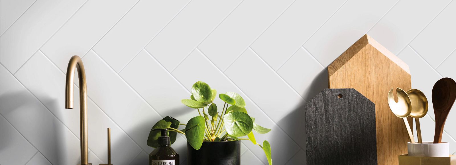 4x16 white subway tile kitchen